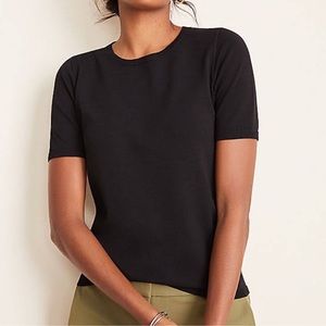 Ann Taylor Black Short Sleeve Sweater Stretch Knit Fitted Top Size XS